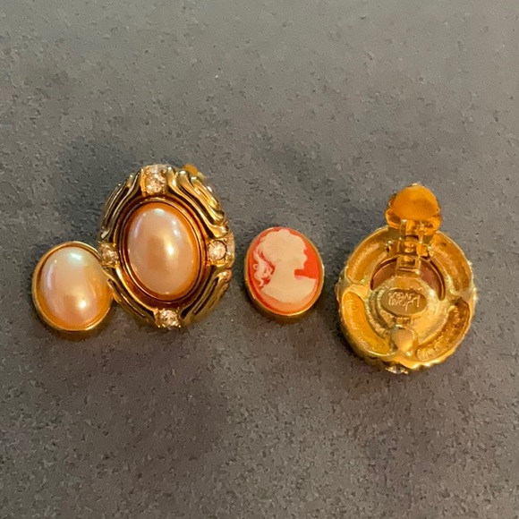 Joan Rivers Vintage Clip Back Earrings - Picture 2 of 3
